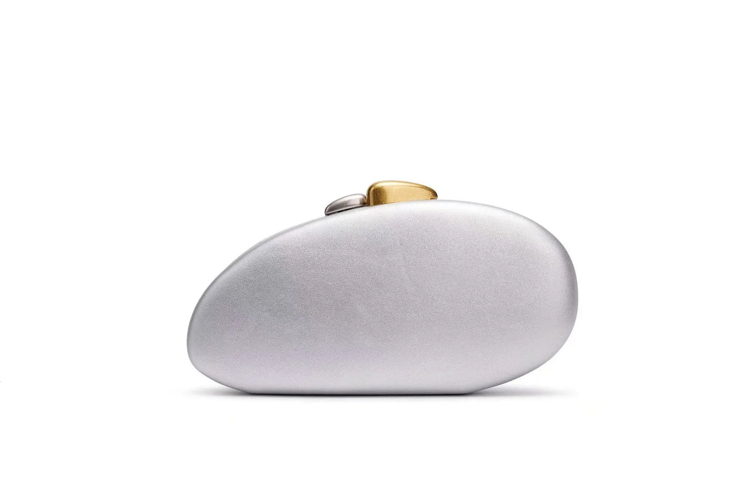 The Pebble Clutch