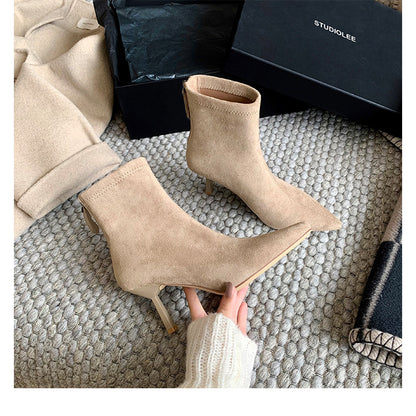 Kick Point Suede Booties