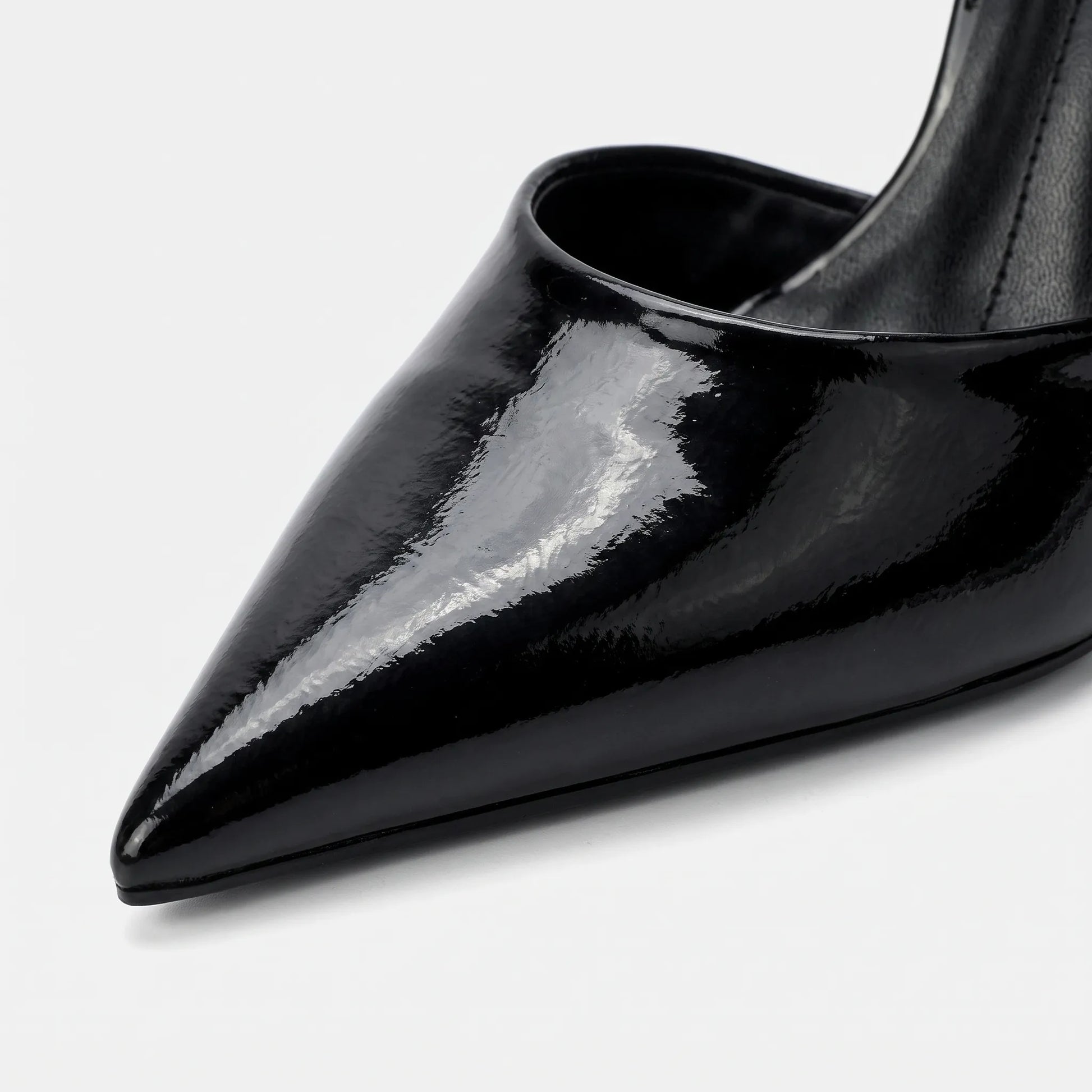 Pointed Toe Slingback Heels