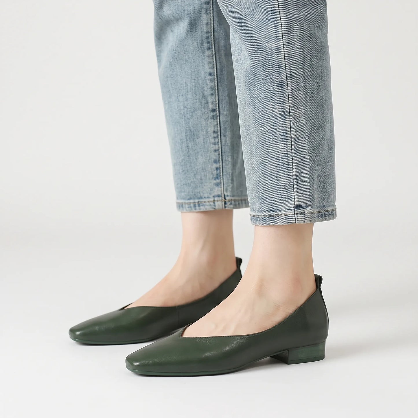 Retro Slip-On Low Heel Flats