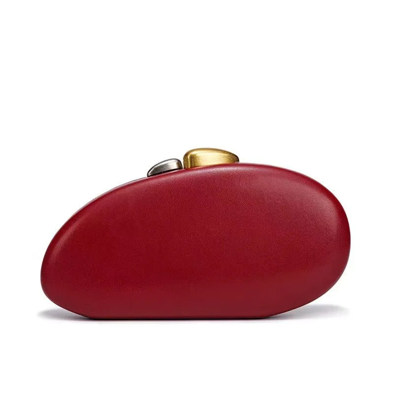 The Pebble Clutch