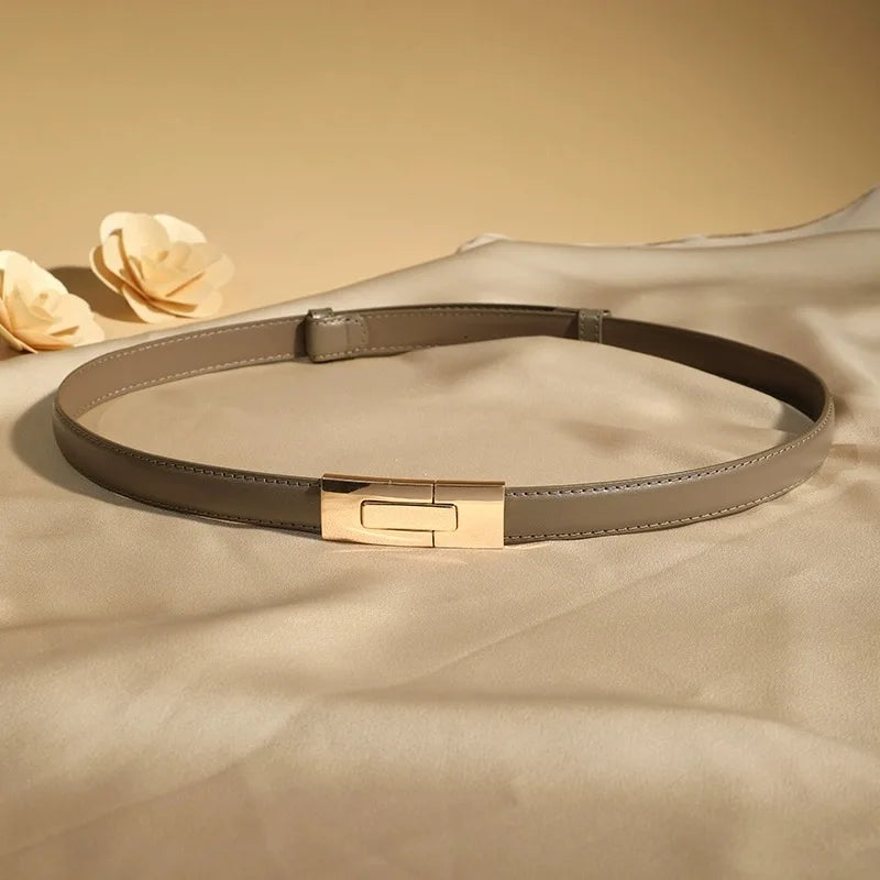 Twist-Lock Leather Belt