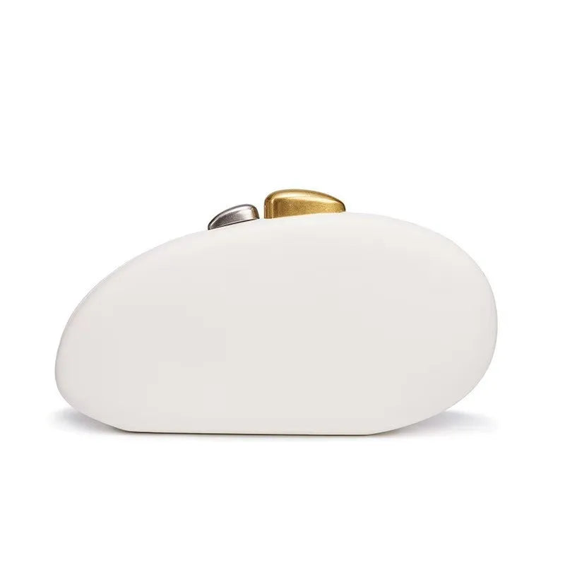 The Pebble Clutch