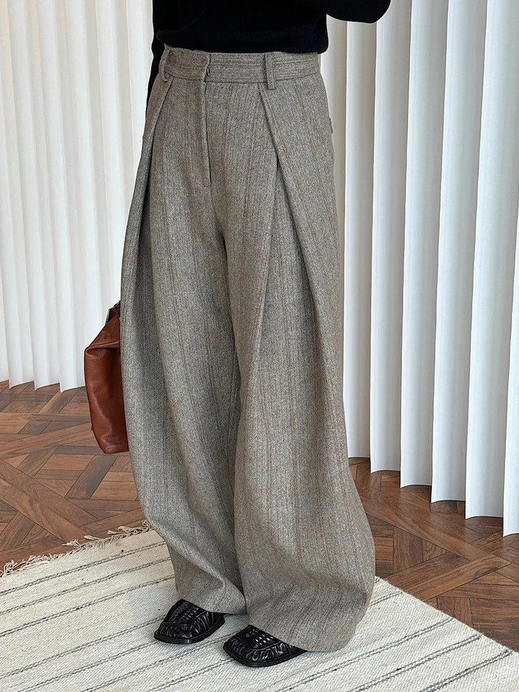 The Atelier Pleat Trouser
