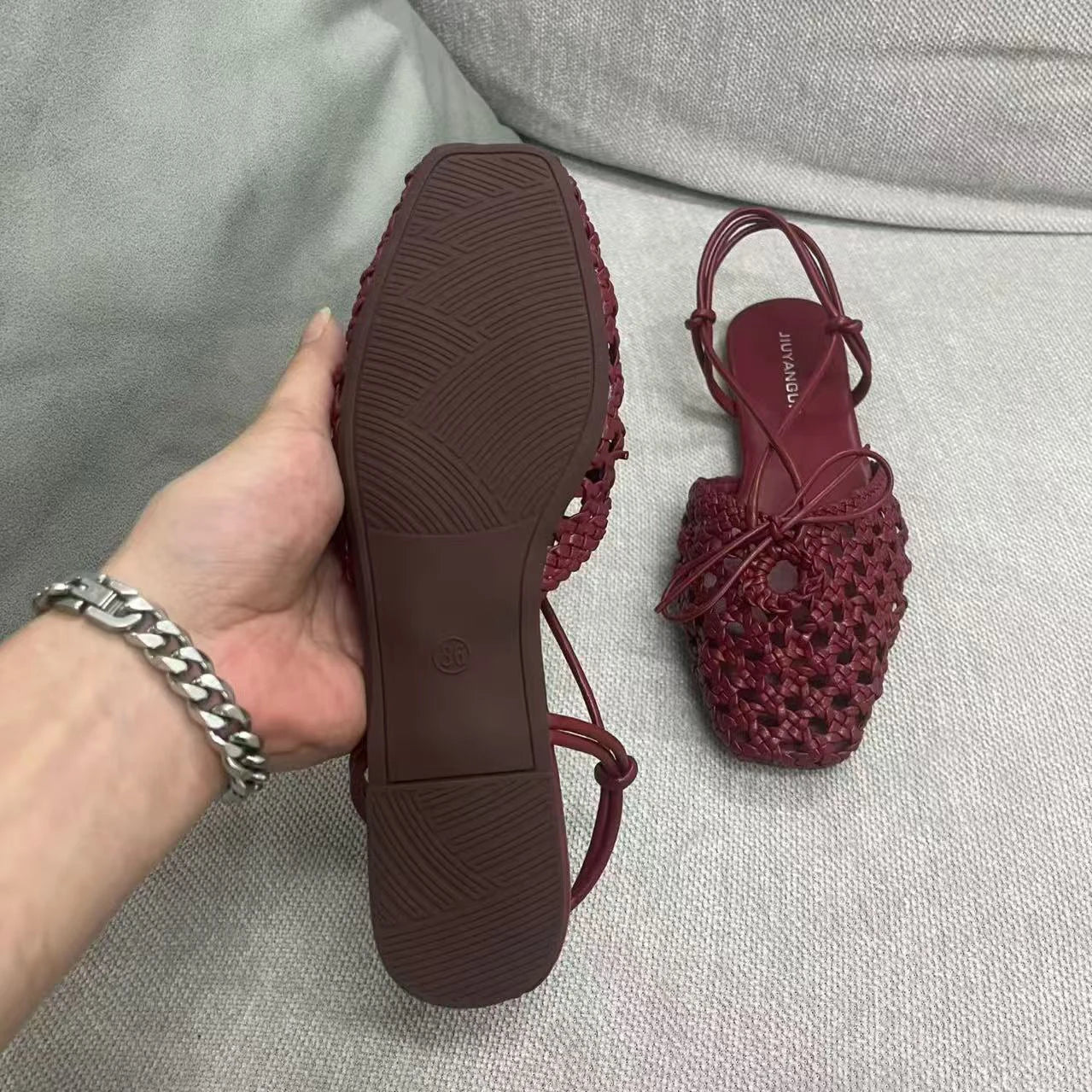 Riviera Woven Flat