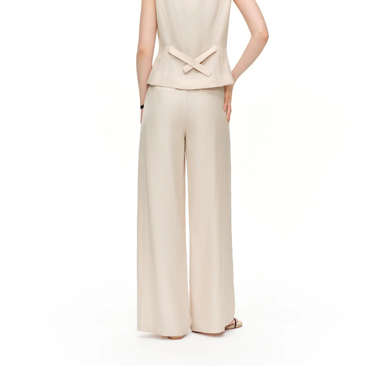 Wide-Leg Pleated Trousers
