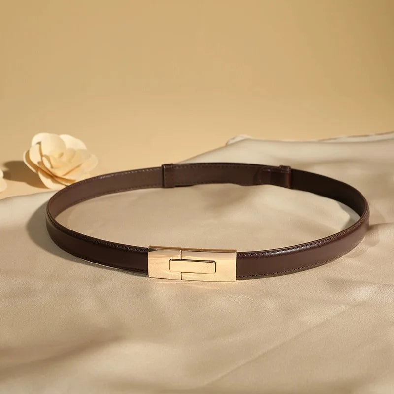Twist-Lock Leather Belt